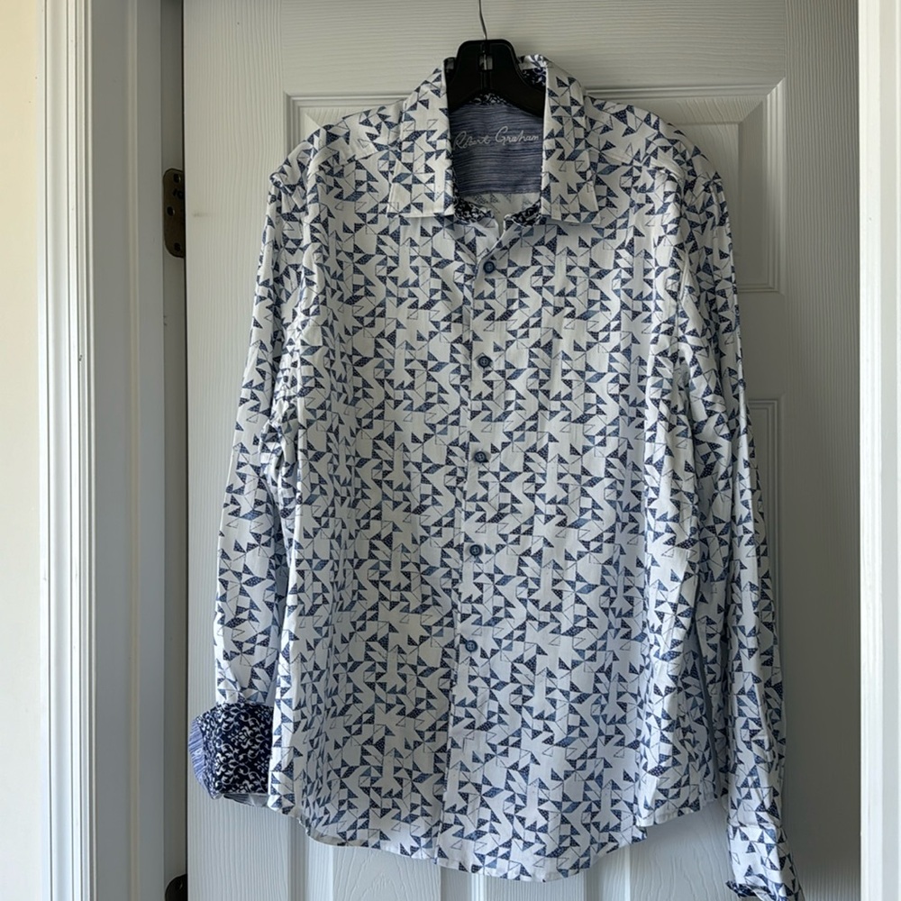 Robert Graham, full button, long sleeve ,  cotton short size extra large